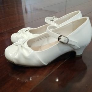 NWOT girls dress shoes